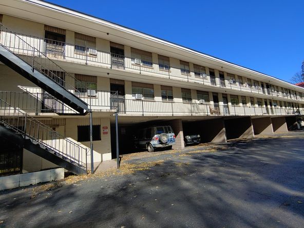 Cantrell Valley / Brookside: 7201 Kentucky and 619/719 Brookside, Little Rock, AR 72205